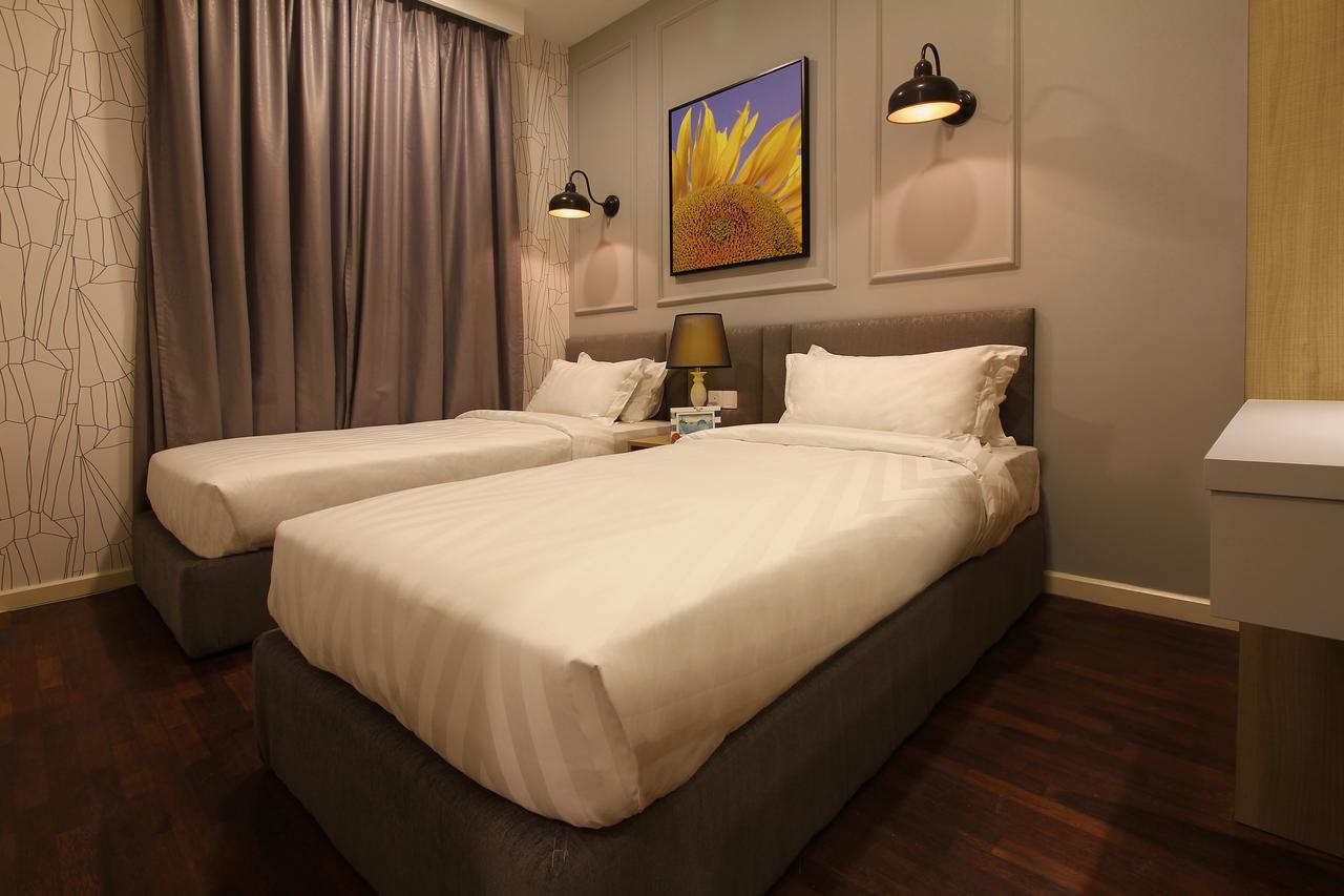 The Shore Residence Apartment Malacca Bagian luar foto